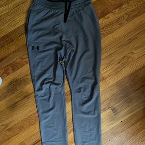 Under armour joggers / track pants